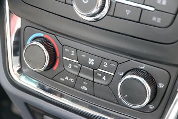 �� T30 1.5L 109���� ���� 2.92�׵��Ų�դʽ΢��(SY5020CCY-YC6AP)ͼƬ