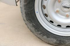 金杯 T30 1.5L 109马力 汽油 2.92米单排仓栅式微卡(SY5020CCY-YC6AP)