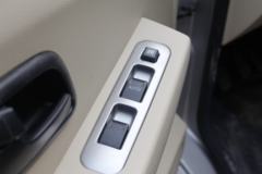 长安跨越 新豹T3 舒适版 1.5L 112马力 2.38米双排厢式微卡(SC5031XXYTFS52)