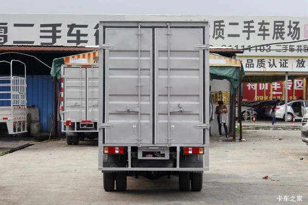 跨越王X1载货车限时促销中 优惠0.4万