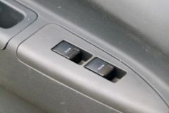 解放 J6F 4.5T 4.21米单排纯电动厢式轻卡(CA5047XXYP40L1BEVA83)96.77kWh