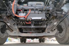 解放 J6F 4.5T 4.21米单排纯电动厢式轻卡(CA5047XXYP40L1BEVA83)96.77kWh