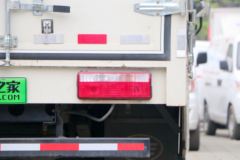 解放 J6F 4.5T 4.21米单排纯电动厢式轻卡(CA5047XXYP40L1BEVA83)96.77kWh
