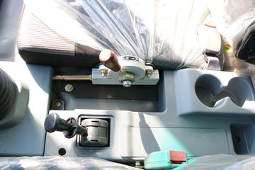 ���� ����GM6 143���� 3.71����ж��ͼƬ