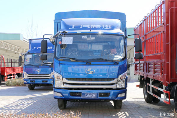 跃进 超越C100-33 116马力 3.15米双排仓栅式轻卡(SH5042CCYZFDCNS2)