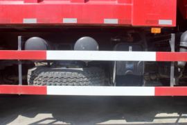 金陆(原属一汽柳特)&nbsp;自卸车底盘                                                图片