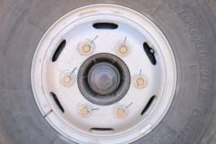 跃进 超越C500-33 180马力4.165米单排仓栅式轻卡(SH5042CCYZFDCWZ4)
