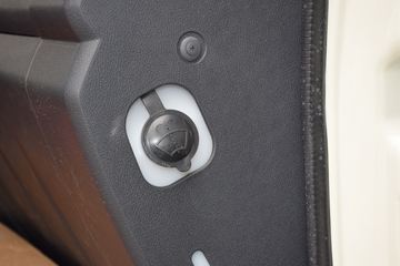 ��� J6F 150���� 3.85���Ű���ʽ�Ῠ(CA2045XXYP40K2L1T5E5A84)ͼƬ