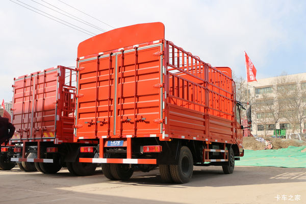 �������񶫷����ó����KS 129���� 4.1�׵��Ų�դʽ�Ῠ