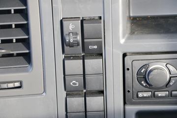 �й�����HOWO ���� 170���� 4.165�׵��������Ῠ(ZZ1047F341CE145)ͼƬ