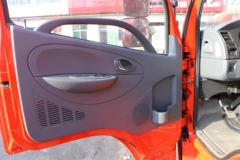 东风 多利卡D6-L 2018款 156马力 4.17米单排仓栅式轻卡(EQ5041CCY8BD2AC)