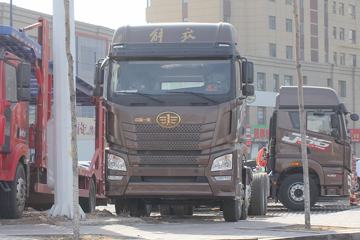 青岛解放 JH6重卡 460马力 8X4 9.5米仓栅式载货车(CA5310CCYP25K2L7T4E5A80)