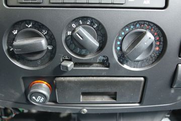 Ծ�� С����S50Q 1.5L 110���� ���� 3.05��˫�Ų�դʽС��ͼƬ