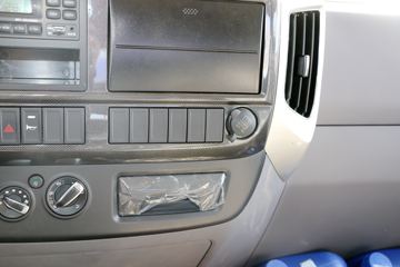 ���� ����ES3 160���� 4X2 5.25���Ű������Ῠ(1093����)(BJ1143VKPEF-FA)ͼƬ