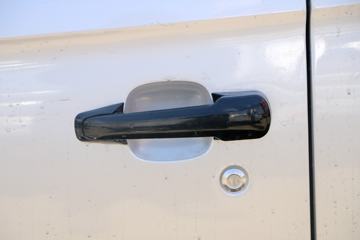 �� T20 ��׼�� 2018�� 1.3L 82���� 2.7�׵�������΢��(SY1020YC5AJ)ͼƬ