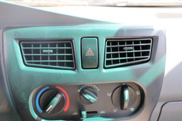 �� T20 ��׼�� 2018�� 1.3L 82���� 2.7�׵�������΢��(SY1020YC5AJ)ͼƬ