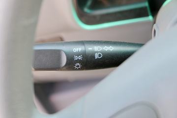 �� T20 ��׼�� 2018�� 1.3L 82���� 2.7�׵�������΢��(SY1020YC5AJ)ͼƬ