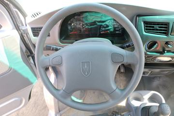 �� T20 ��׼�� 2018�� 1.3L 82���� 2.7�׵�������΢��(SY1020YC5AJ)ͼƬ