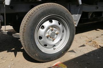 �� T20 ��׼�� 2018�� 1.3L 82���� 2.7�׵�������΢��(SY1020YC5AJ)ͼƬ