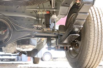 �� T20 ��׼�� 2018�� 1.3L 82���� 2.7�׵�������΢��(SY1020YC5AJ)ͼƬ