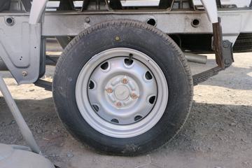 �� T20 ��׼�� 2018�� 1.3L 82���� 2.7�׵�������΢��(SY1020YC5AJ)ͼƬ