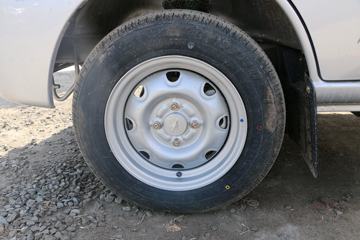 �� T20 ��׼�� 2018�� 1.3L 82���� 2.7�׵�������΢��(SY1020YC5AJ)ͼƬ