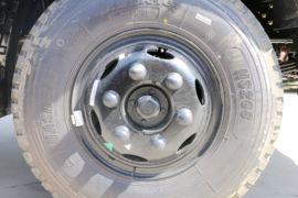 瑞沃ES3&nbsp;自卸车底盘                                                图片