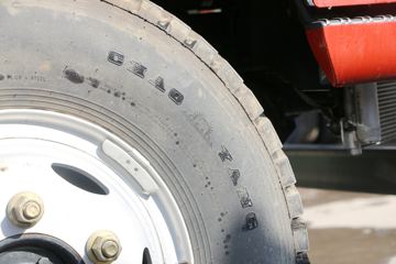 ���� ����Q5 160���� 4X2 4.85�������ػ���ͼƬ
