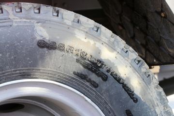 ���� ����Q5 160���� 4X2 4.85�������ػ���ͼƬ