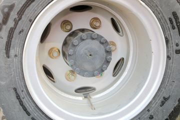 ���� ����Q5 160���� 4X2 4.85�������ػ���ͼƬ