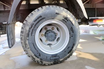���� ����Q5 160���� 4X2 4.85�������ػ���ͼƬ