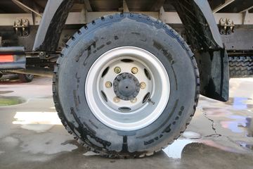 ���� ����Q5 160���� 4X2 4.85�������ػ���ͼƬ