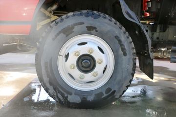 ���� ����Q5 160���� 4X2 4.85�������ػ���ͼƬ