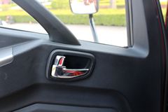 福田 时代领航6 高配版 143马力 4.165米单排厢式轻量化轻卡(BJ5043XXY-BG)