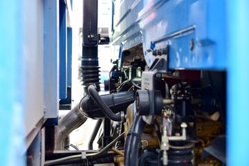 ���� ����T25 160���� 4X2 3.7����ж��(EQ3041L8GDAAC)ͼƬ