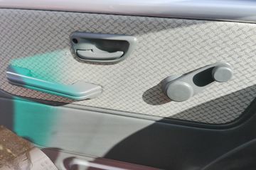 �� T20 ��׼�� 2018�� 1.0L 61���� 2.61�׵�����ʽ΢��(SY5020XXY-YB4AJ)ͼƬ