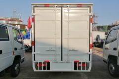唐骏欧铃 小宝马 1.5L 108马力 汽油 3.48米排半厢式微卡(ZB5030XXYBPC5V)