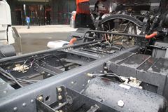 东风商用车 大力神重卡 290马力 6X4 5.8米自卸车(DFL3258A3)