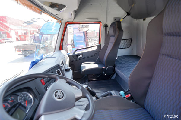 优惠0.2万 张家口宏宇汽贸悍V420牵引车火热促销中