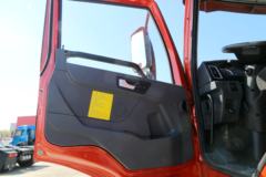 青岛解放 悍V重卡 420马力 6X4牵引车(CA4258P1K2T1E5A80)