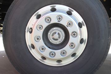 һ����� ��J6P�ؿ� �캽�� ������ 550���� 6X4ǣ����(CA4250P66K25T1A2E5)ͼƬ