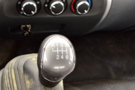 骏铃V9&nbsp;载货车驾驶室                                               图片