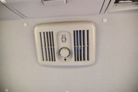 骏铃V9&nbsp;载货车驾驶室                                               图片