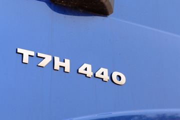 �й����� HOWO T7H�ؿ� 440���� 8X4 7.6����ж��(12��)(ZZ3317V386HE1)ͼƬ