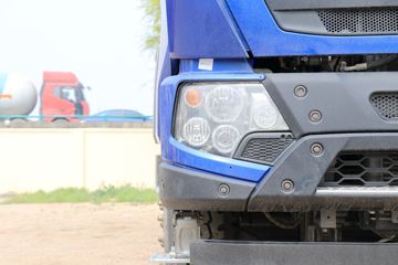 �й����� HOWO T7H�ؿ� 440���� 8X4 7.6����ж��(12��)(ZZ3317V386HE1)ͼƬ