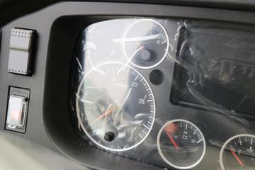 �й����� HOWO T7H�ؿ� 440���� 8X4 7.6����ж��(12��)(ZZ3317V386HE1)ͼƬ