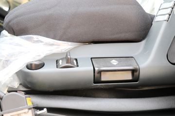 �й����� HOWO T7H�ؿ� 440���� 8X4 7.6����ж��(12��)(ZZ3317V386HE1)ͼƬ