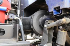 HOWO T7H&nbsp;自卸车底盘                                                图片