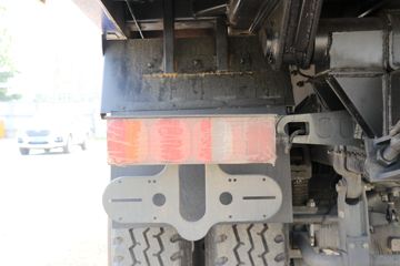 �й����� HOWO T7H�ؿ� 440���� 8X4 7.6����ж��(12��)(ZZ3317V386HE1)ͼƬ