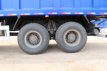 �й����� HOWO T7H�ؿ� 440���� 8X4 7.6����ж��(12��)(ZZ3317V386HE1)ͼƬ